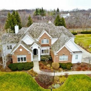 Illinois Wow! House Roundup: Brick Pizza Oven, Waterslide, Four-Car Garage
