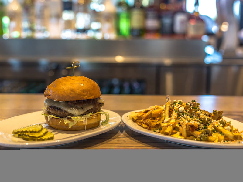Zinburger Wine & Burger Bar Makes Maryland Debut With Arundel Mills
