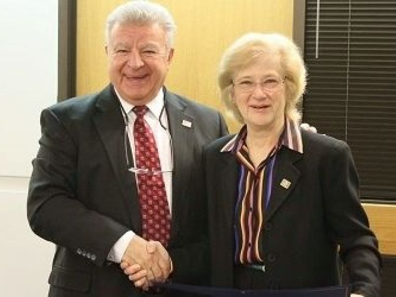 Carol Stream Mayor Provides Resolution to COD's President for College's